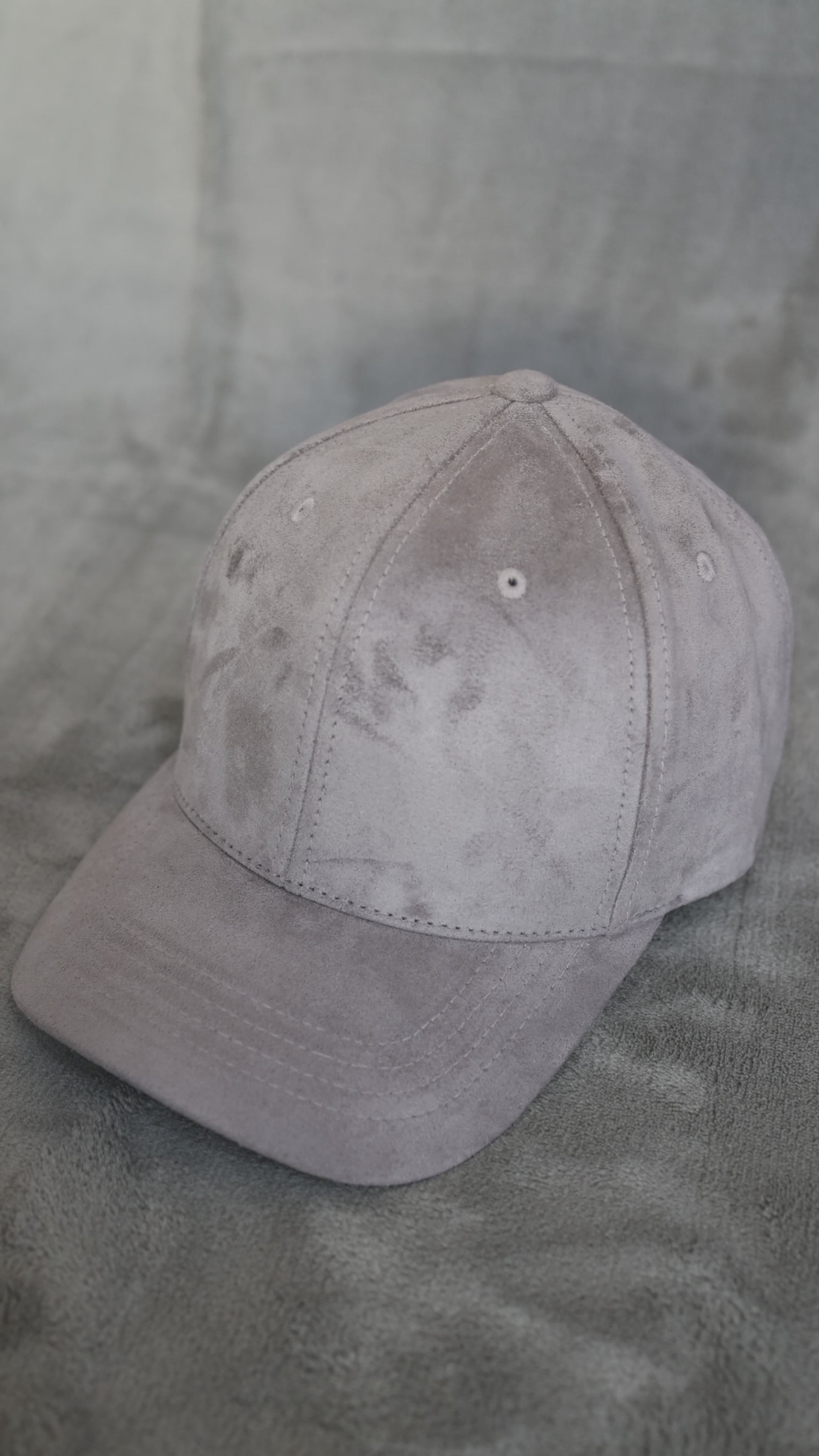 EXOTIC SUÉDE CAP | GREY – Zoolu